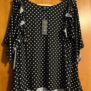 Fun and comfy top! New with tags!